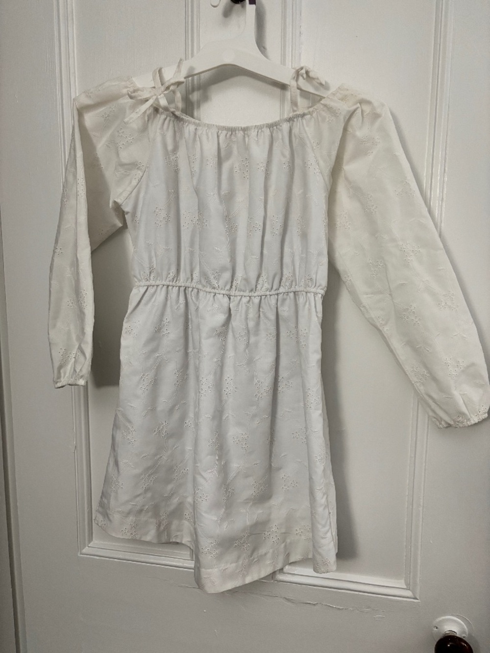 Girls dress M